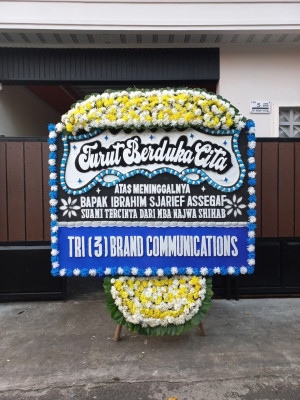 Papan Bunga Duka di Sagerat Weru Dua